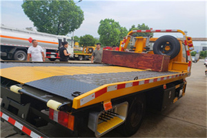 元江附近拖车电话号码服务